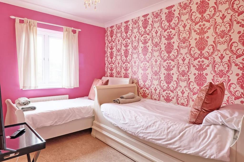 By Buildersbeds - Paignton House 4 Bedrooms Harold Wood Exterior photo